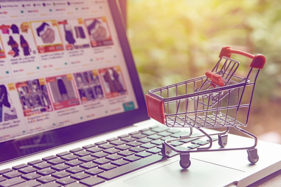 چگونه فروشگاه اینترنتی را به انبار و حسابداری متصل کنیم؟